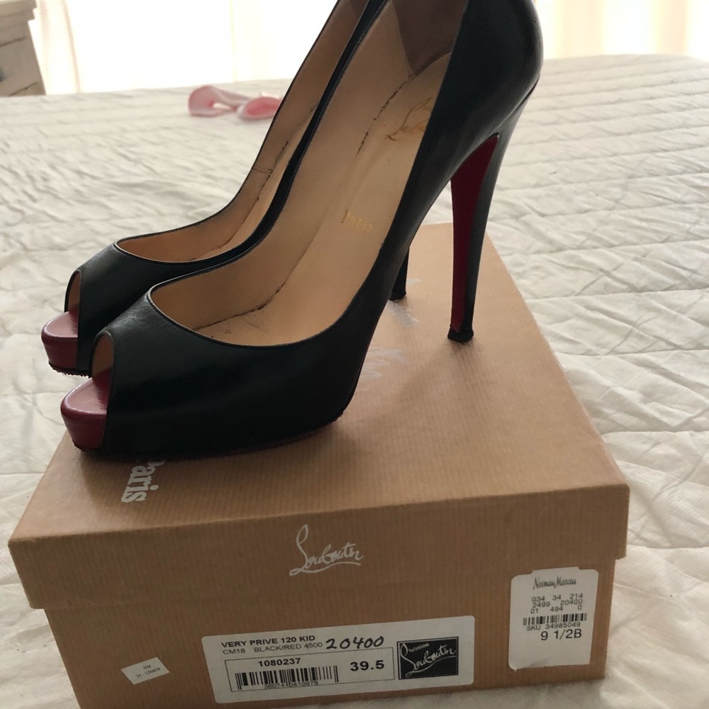 CHRISTIAN LOUBOUTIN ** VERY PRIVE 39.5